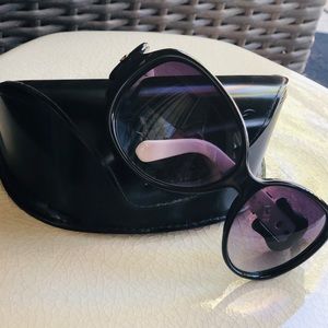 Authentic Black and White Fendi Buckle Sunglasses